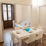 Campo דירה טראפאני